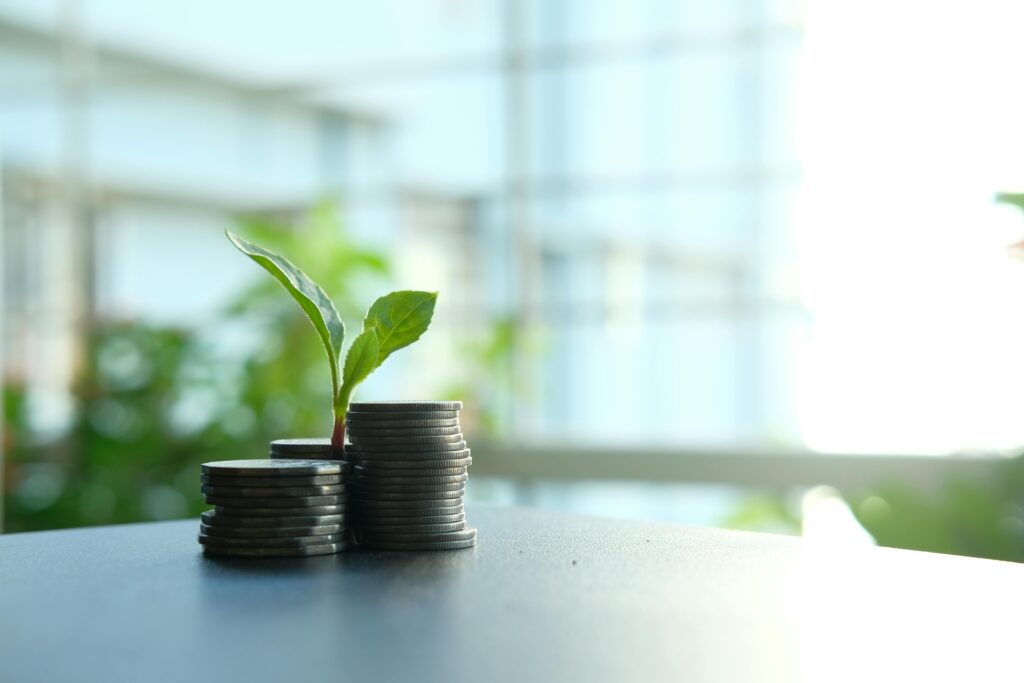 investimento com 5 reais,começar a investir do zero,RDB Nubank 2025,juros compostos explicação,como investir no Nubank,educação financeira para iniciantes,investimento seguro 2025,Nubank caixinhas como funciona,RDB com resgate diário,CDI 2025,estratégias de poupança,FGC Nubank,imposto de renda RDB,como evitar IOF,disciplina financeira,estabilidade financeira 2025,investir com segurança,planejamento financeiro pessoal,independência financeira 2025,comece investir com 5 reais,mude sua vida financeira