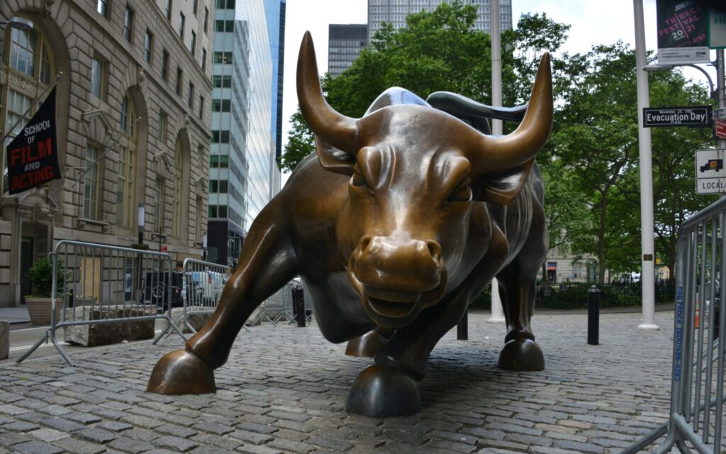 One-Up-on-Wall-Street-7-Lições-Essenciais-de-Peter-Lynch-para-Investidores-Brasileiros-em-2025